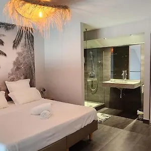 Apartment Beau Duplex Vue Avec Piscine Et Acces, Marigot (Saint Martin)